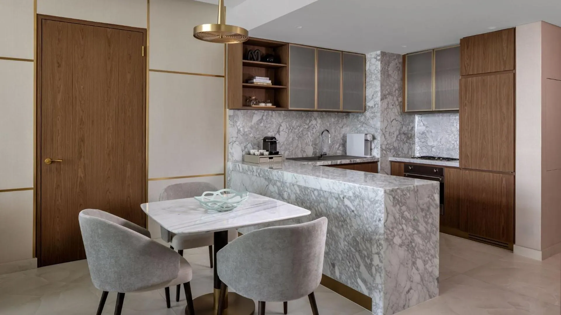 Intercontinental Residences Dubai Business Bay By Ihg Hotel