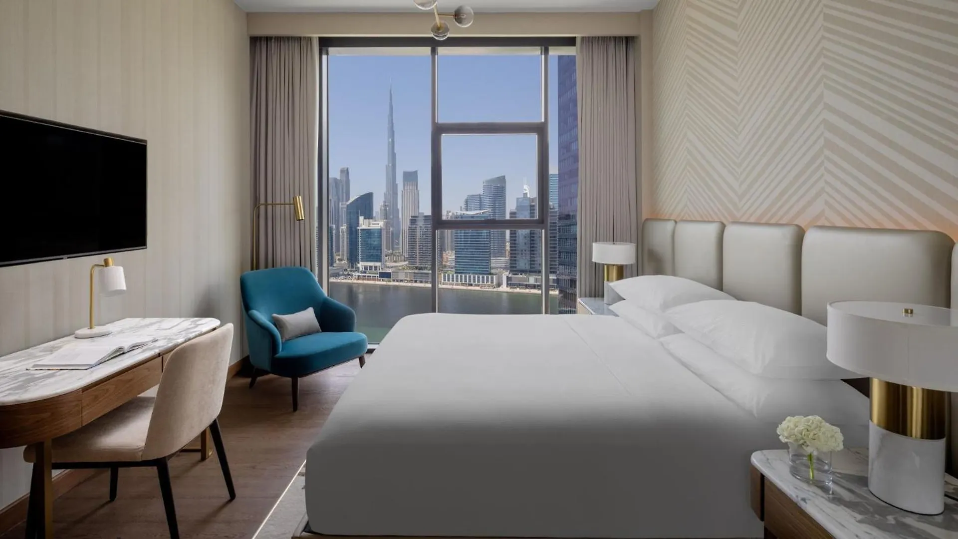 Hotel Intercontinental Residences Dubai Business Bay By Ihg