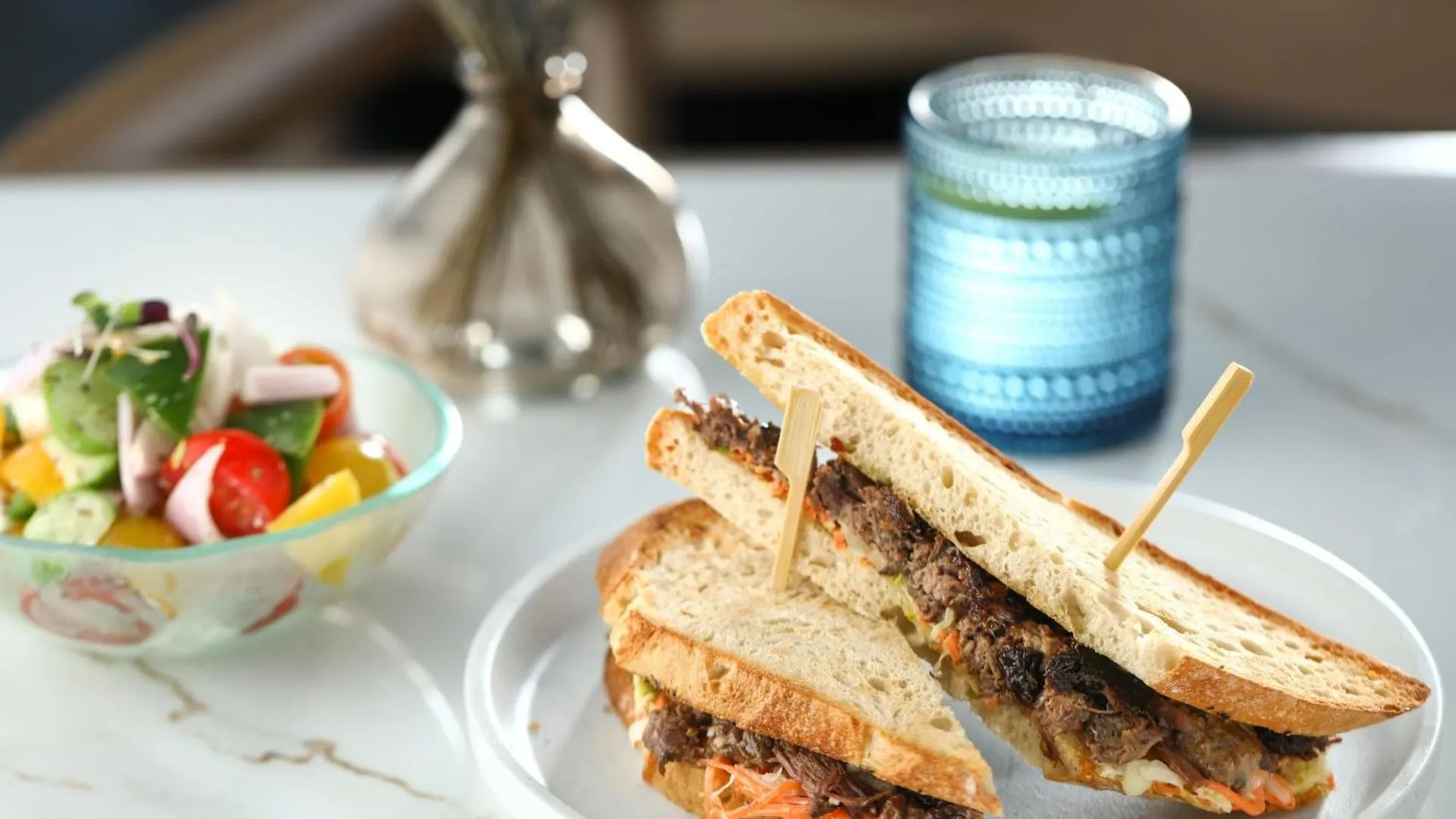 Intercontinental Residences Dubai Business Bay By Ihg