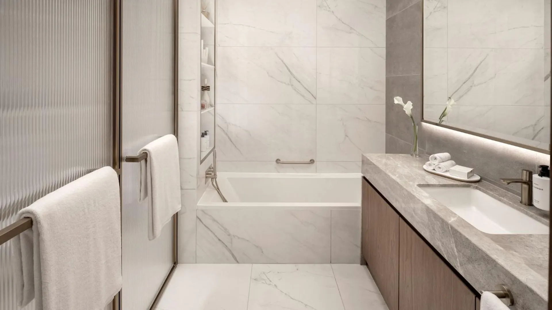 Intercontinental Residences Dubai Business Bay By Ihg Hotel